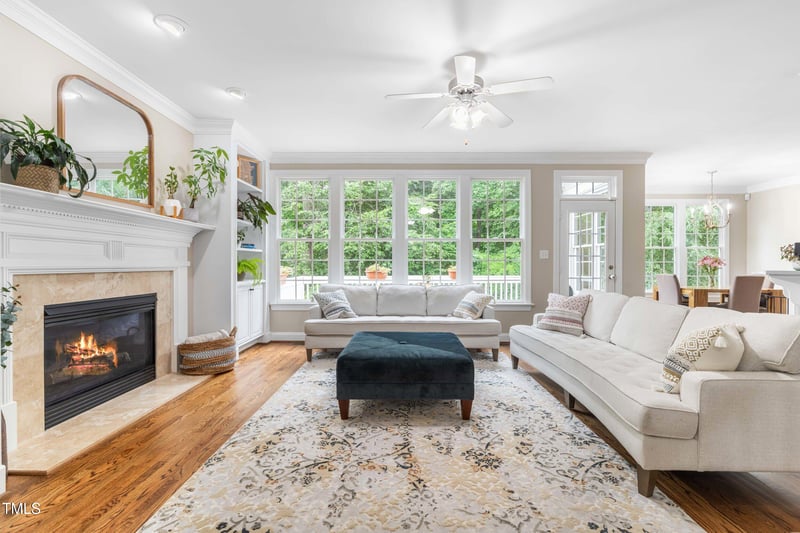 104 Edgewater Cir, Chapel Hill, NC 27516