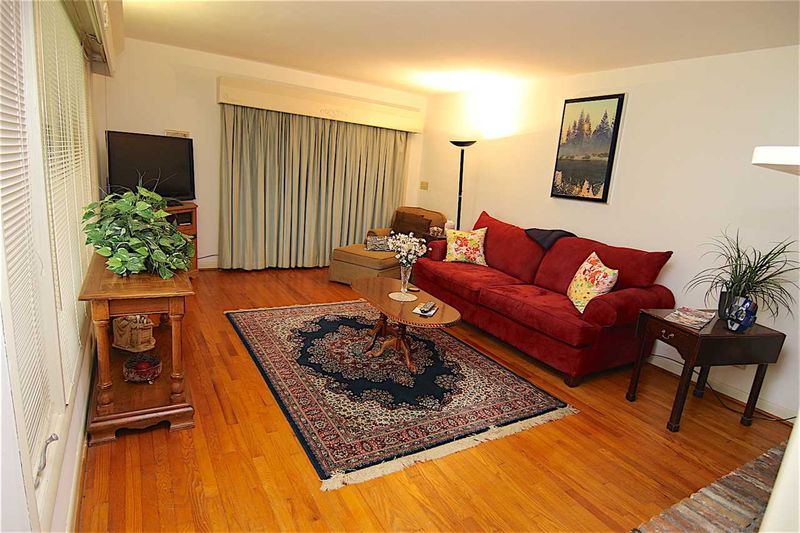 104 Elm Dr, Smithfield, NC 27577