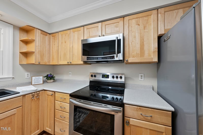 104 Farnham Ct, Garner, NC 27529