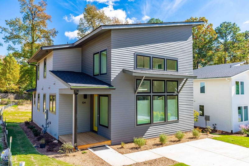 104 Farris Ct, Raleigh, NC 27610