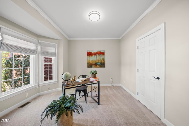 104 Fentress Ct, Cary, NC 27519