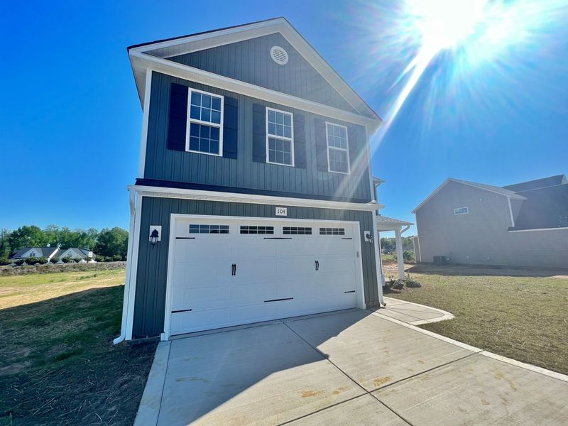 104 Fireside Dr, Benson, NC 27504