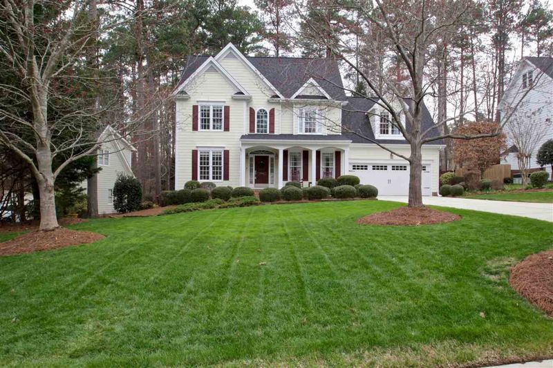 104 Flora Springs Dr, Cary, NC 27519