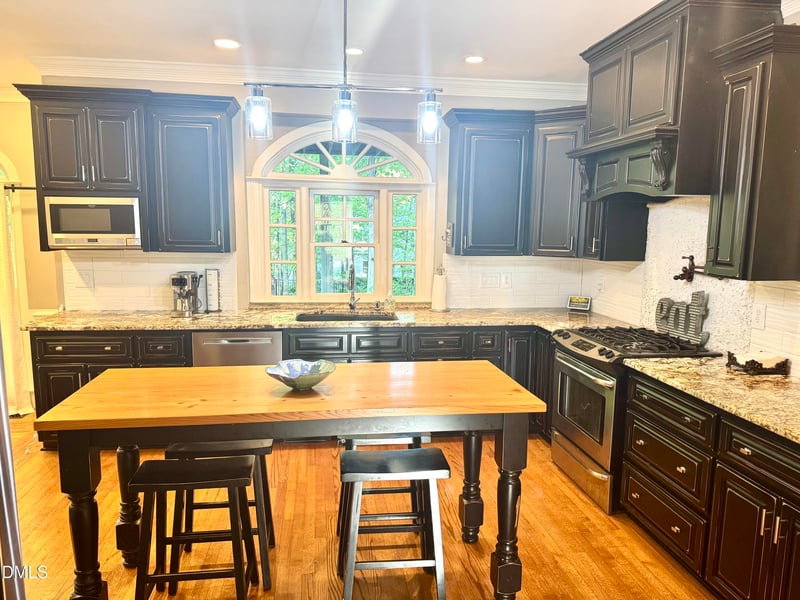 104 Flying Hills Cir, Cary, NC 27513