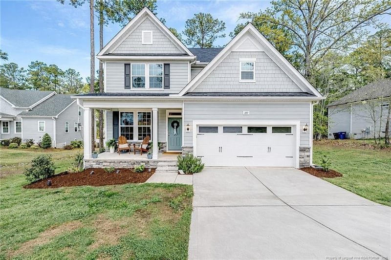 104 Foothill Ct, Sanford, NC 27330
