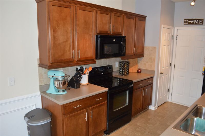 104 Forrymast Trl, Apex, NC 27539