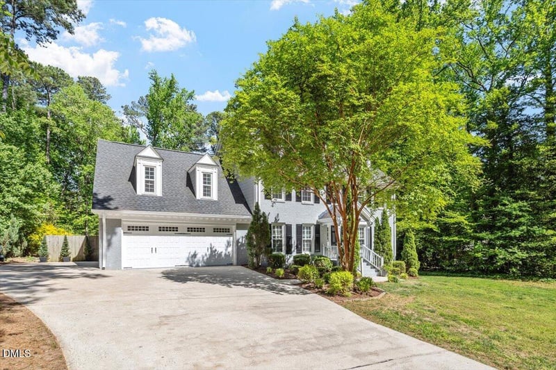 104 Frostwood Dr, Cary, NC 27518