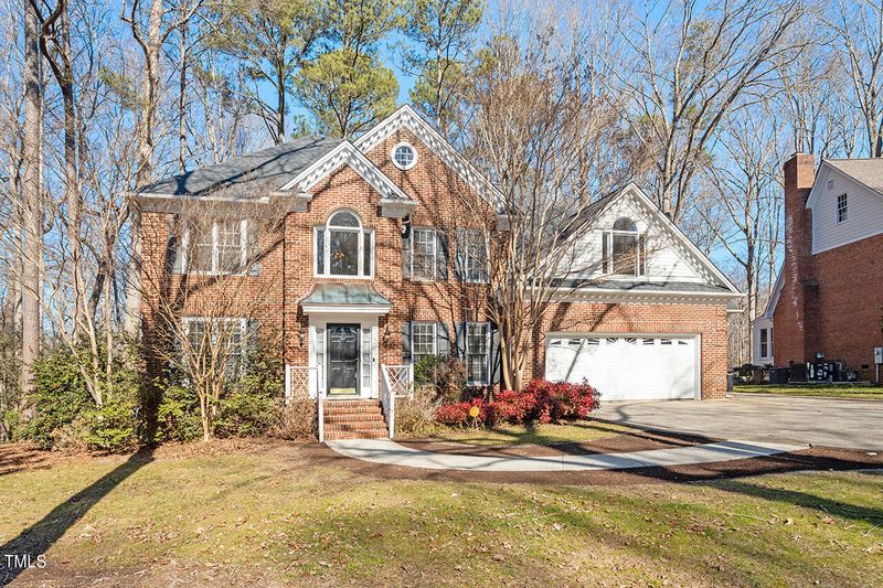 104 Gorge Ct, Cary, NC 27518