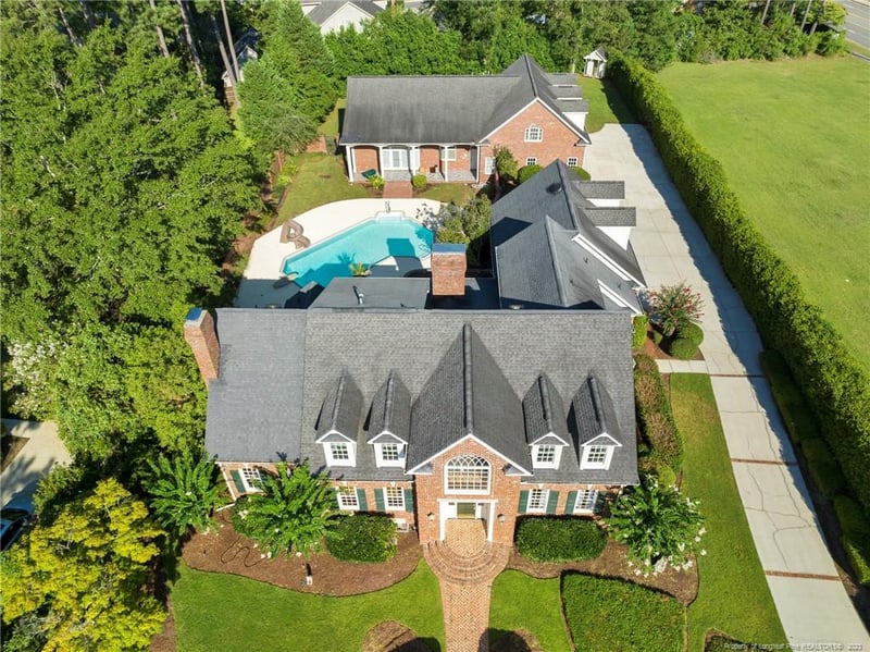 104 Great Oaks Dr, Fayetteville, NC 28303