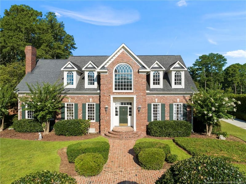 104 Great Oaks Dr, Fayetteville, NC 28303