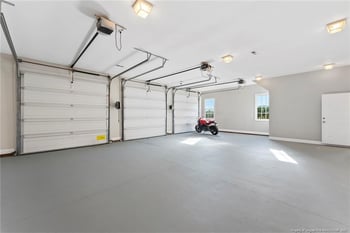 104 Great Oaks Dr, Fayetteville, NC 28303