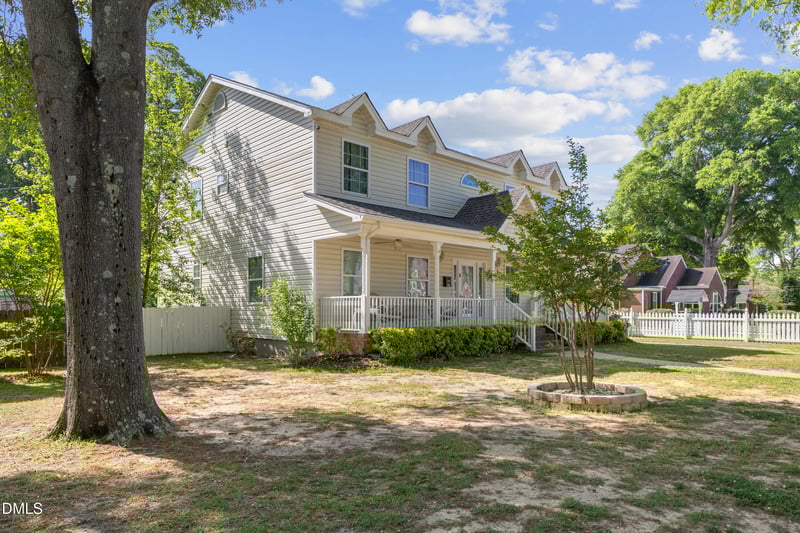 104 Green St, Selma, NC 27576