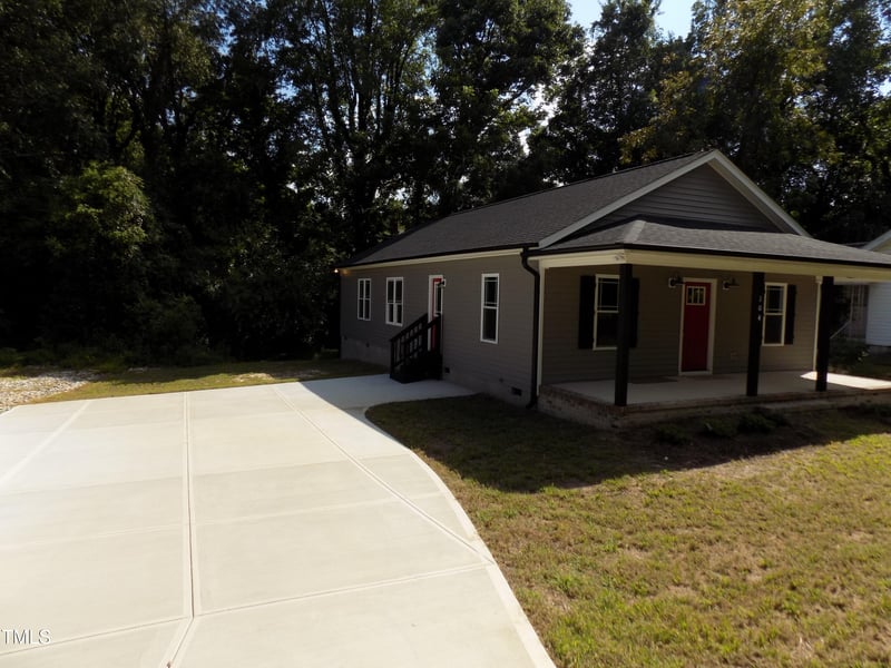 104 Halifax Rd, Louisburg, NC 27549