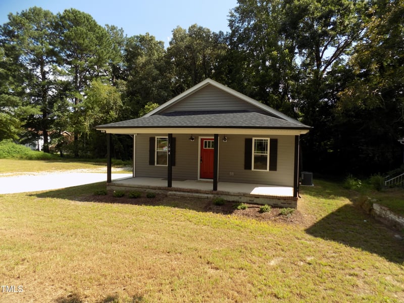 104 Halifax Rd, Louisburg, NC 27549