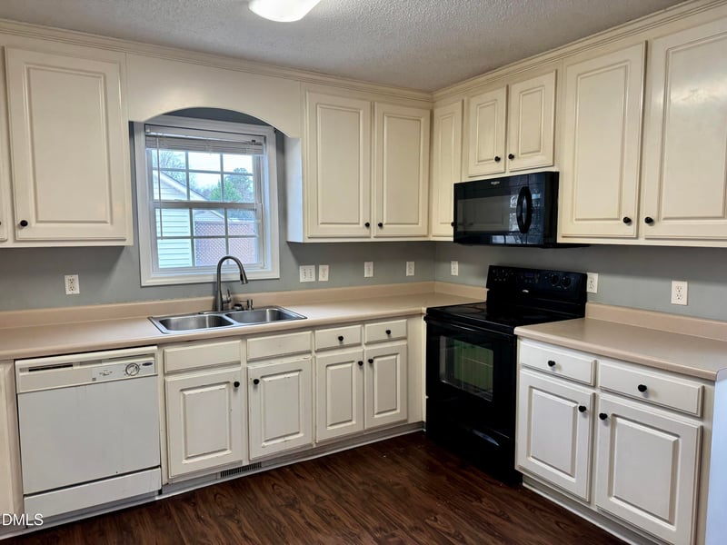 104 Hamby Ct, Garner, NC 27529