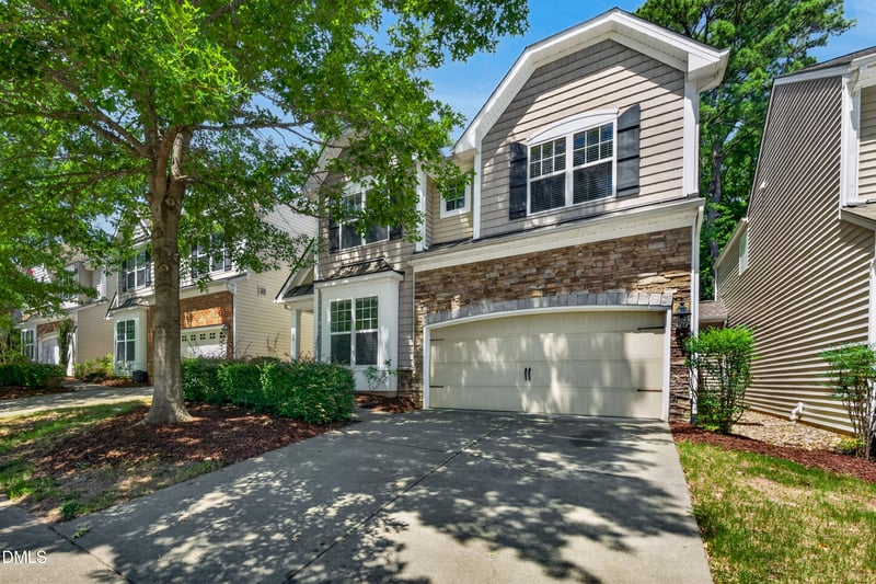 104 Hammond Wood Pl, Morrisville, NC 27560