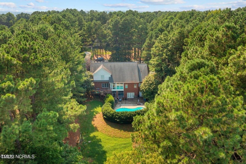 104 Hibiscus Dr, Clayton, NC 27527
