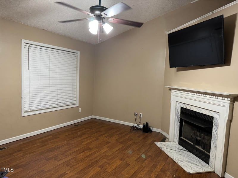 104 Holly Ranch Ct, Willow Springs, NC 27592