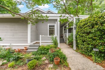 104 Homewood Dr, Chapel Hill, NC 27514
