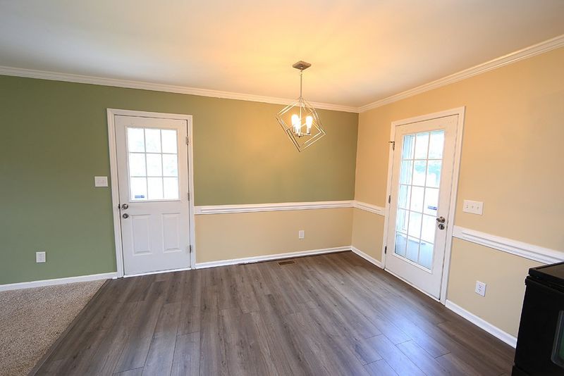 104 Hunter Ln, Zebulon, NC 27597