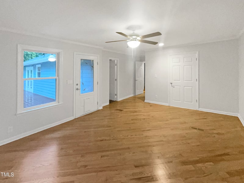 104 Huntington Cir, Cary, NC 27513