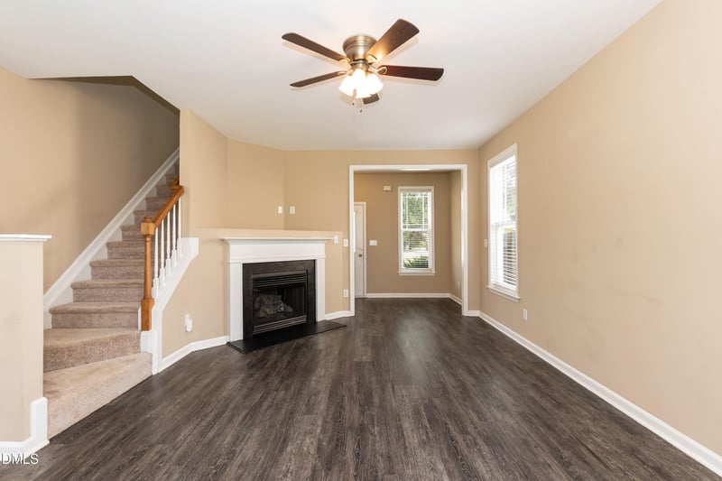 104 Hutson Ln, Clayton, NC 27527