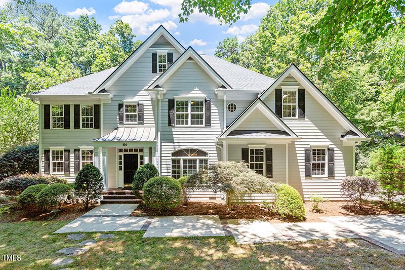 104 Ironwoods Dr, Chapel Hill, NC 27516