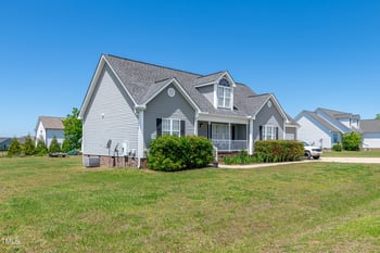 104 Jj Dr, Benson, NC 27504