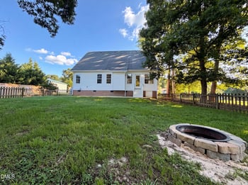 104 Kings Ct, Garner, NC 27529