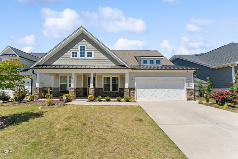 104 Lingonberry Dr, Holly Springs, NC 27540