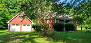 104 Long St, Fuquay Varina, NC 27526