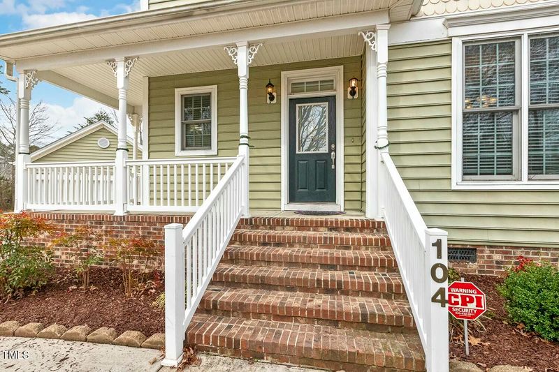 104 Low Country Ct, Morrisville, NC 27560