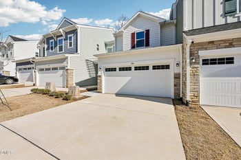 104 Malbec Dr, Chapel Hill, NC 27516