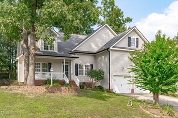 104 Maple Glen Ln, Holly Springs, NC 27540