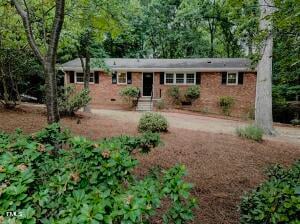 104 Markham Dr, Chapel Hill, NC 27514