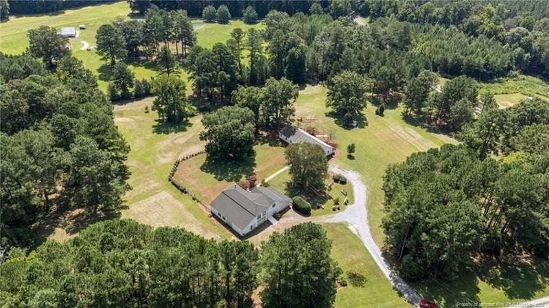 104 Mary Emma Ln, Sanford, NC 27330