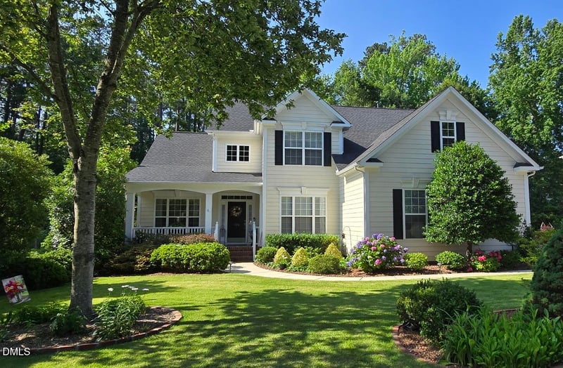 104 Natchez Ct, Cary, NC 27519