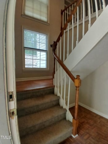 104 Oak Hollow Ct, Raleigh, NC 27613