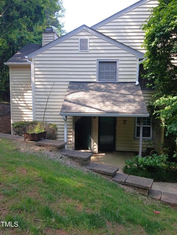 104 Oak Hollow Ct, Raleigh, NC 27613