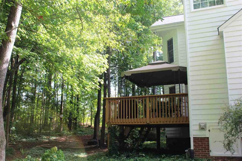 104 Old Holly Tree Ct, Apex, NC 27502