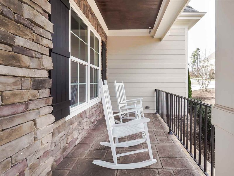 104 Parkman Grant Dr, Cary, NC 27519