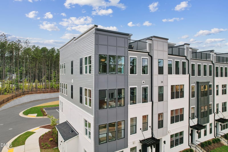 104 Parks Edge Way #200, Wake Forest, NC 27587