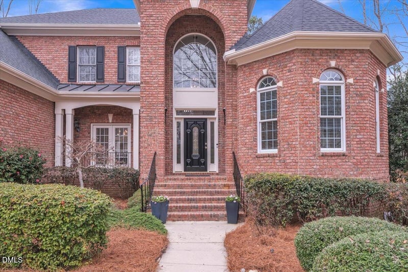 104 Parmalee Ct, Cary, NC 27519