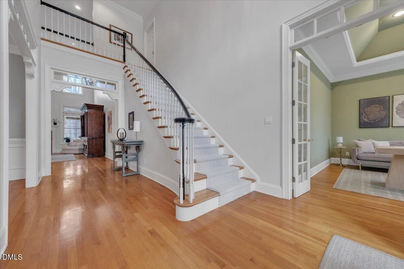 104 Parmalee Ct, Cary, NC 27519