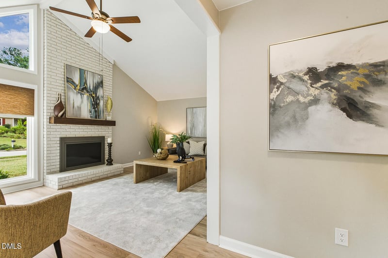 104 Penny Ln, Cary, NC 27511