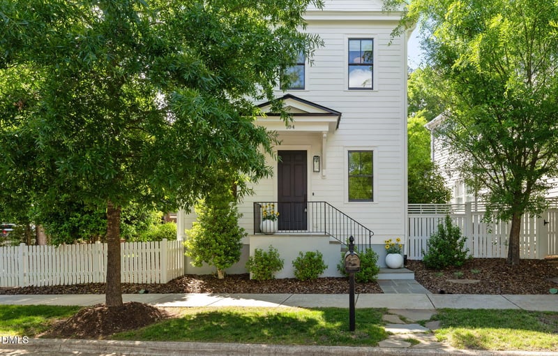 104 Piano St, Chapel Hill, NC 27516