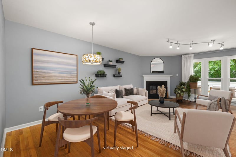 104 Pickett Ln, Cary, NC 27511