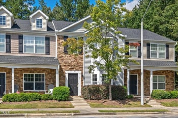 104 Pilot Ct, Knightdale, NC 27545