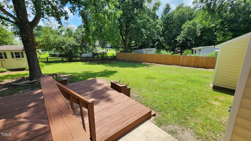 104 Pineview Dr, Zebulon, NC 27597