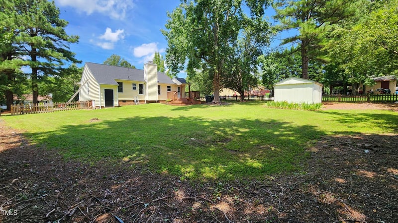 104 Pineview Dr, Zebulon, NC 27597